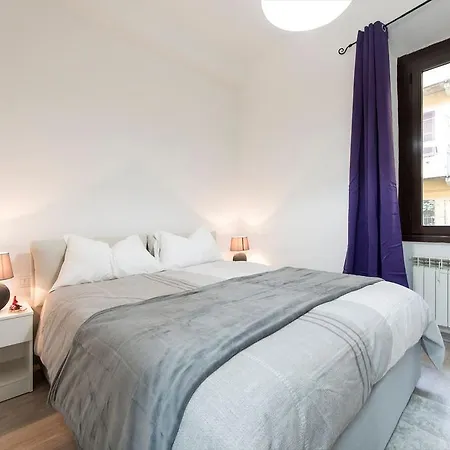 Guesthost - Porta Garibaldi White Flats