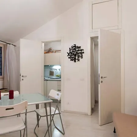 Corso Buenos Aires 35 Apartment
