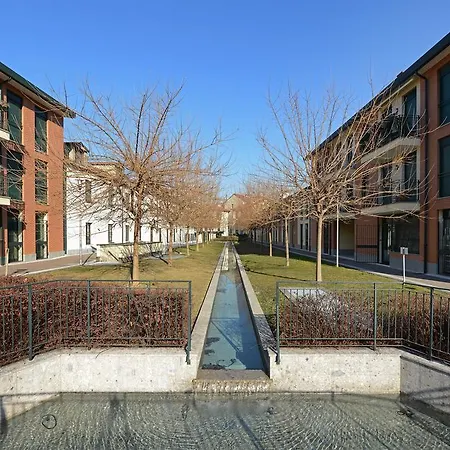 Mila Navigli * Milán
