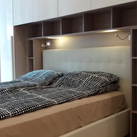 Livings Lazzaroni Apartment Mailand