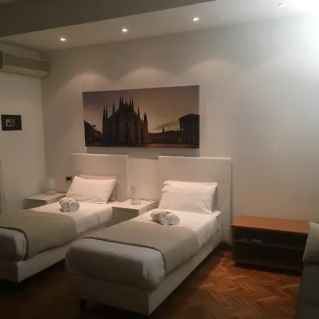 Gambara Oda ve Kahvaltı Milano