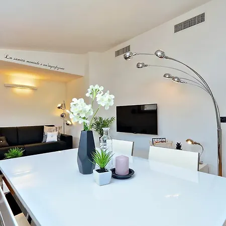Hintown Chic & Boutique Apartament *