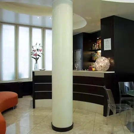 Hotel Del Corso 3*