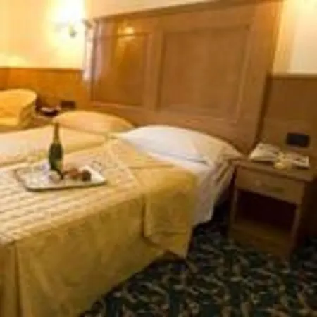 Cinque Giornate Hotel Milan