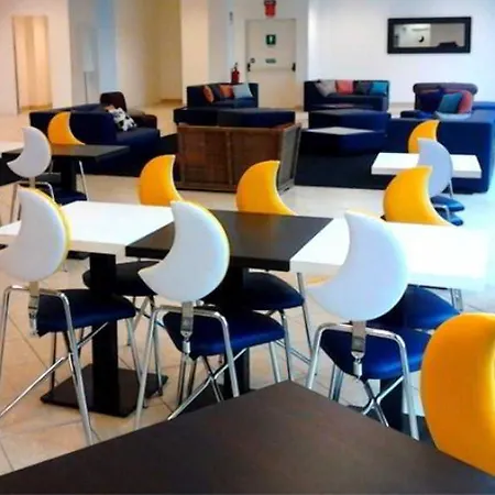 New Generation Chic Sempione Hostel Milano