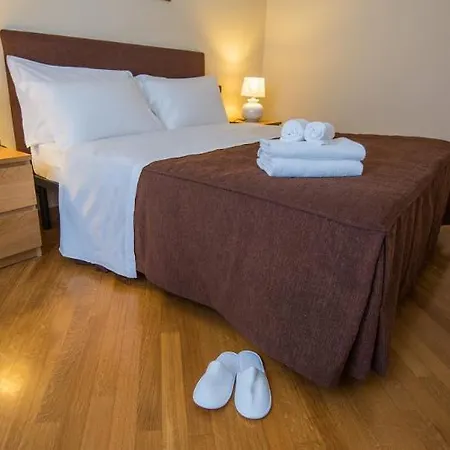 Lägenhetshotell Corvetto Porto Di Mare 4*