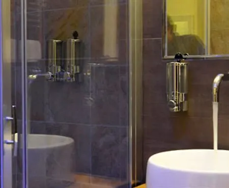 Biocity Hotel 3*