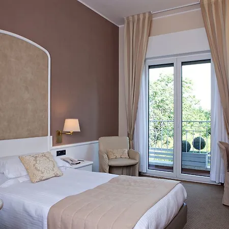 Manin Hotel 4*