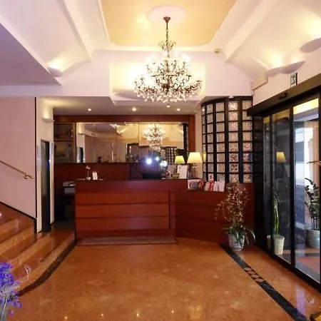Roxy Hotel