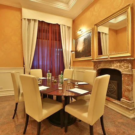 Hotel Worldhotel Casati 18
