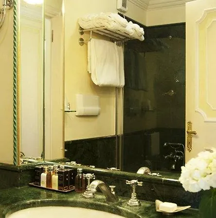 Petit Palais De Charme 4* Milano