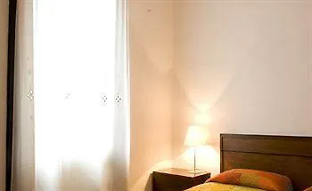 לינה וארוחת בוקר La Villetta 3*