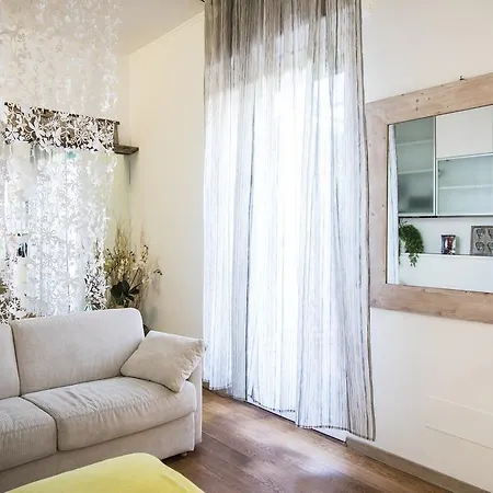Hemeras Boutique Homes - Design Flats Near The City Center * Milan
