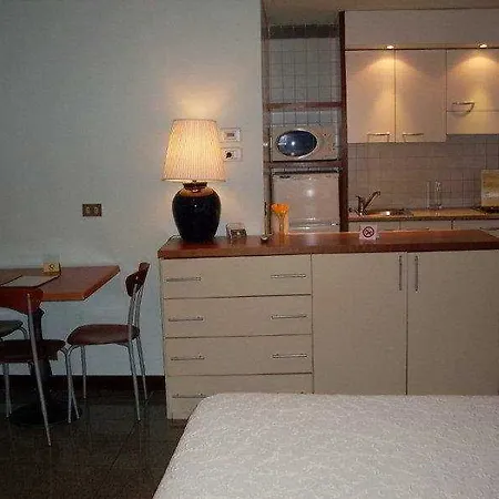 Apart-hotel Navigli Milão