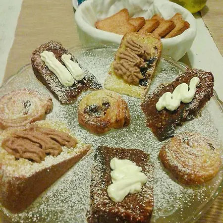 Room Inn Bed & Breakfast