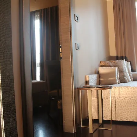 Hotell Uptown Palace 4*