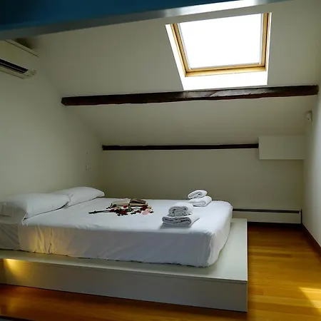 Апартаменты Fabulous Attic With View *