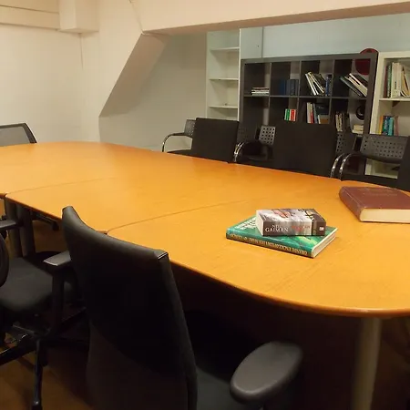 بيت شباب شباب كالارز