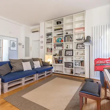 דירה Alessia's Flat- L'8 E Mezzo מילאנו