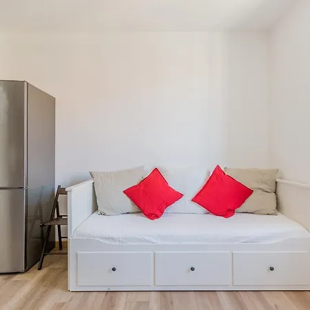 Alessia's Flat - Sarpi 2