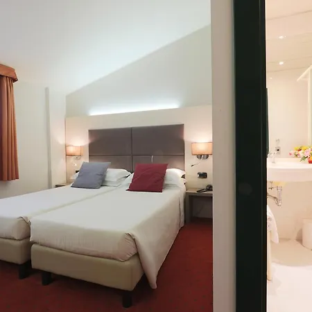 Campion Citylife Hotel 3*