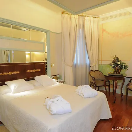 C-hotels Rubens Ξενοδοχείο 4*
