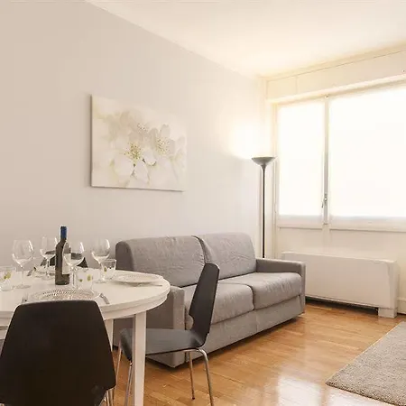 Apartment Royal Magenta & Luxury Milan