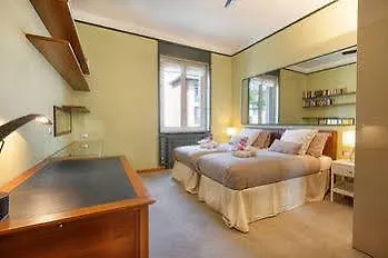 Suitelowcost - San Babila Duomo Hotel Milan