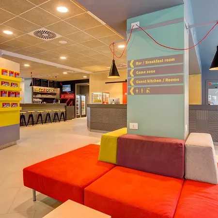 Meininger Garibaldi * Milaan