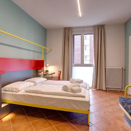 Meininger Garibaldi * Milaan