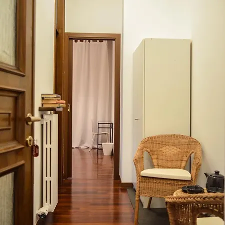 Yourhouse S.raffaele 2 לינה וארוחת בוקר מילאנו