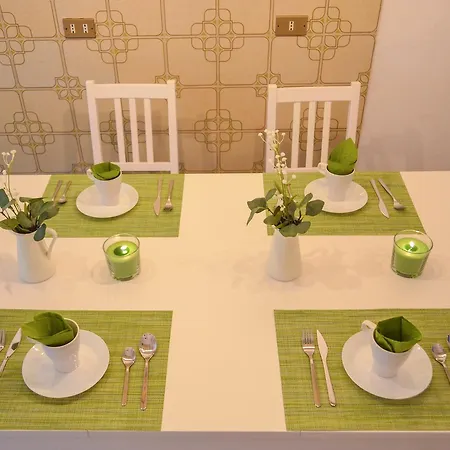Yourhouse S.raffaele 2 לינה וארוחת בוקר *