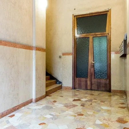 Porta Romana Bella Superior