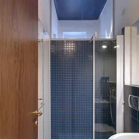 Guesthero Apartment Milano - Lambrate M2 *