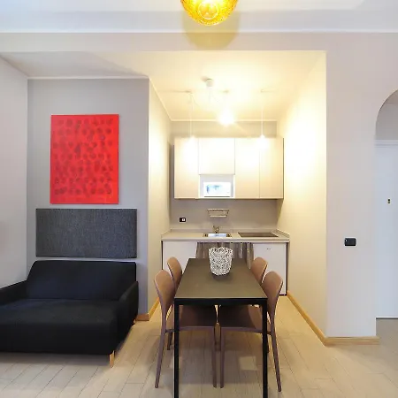 Urban District - Old Town 2 Br Milan