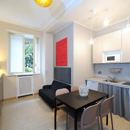 Urban District - Old Town 2 Br Apartment Milan