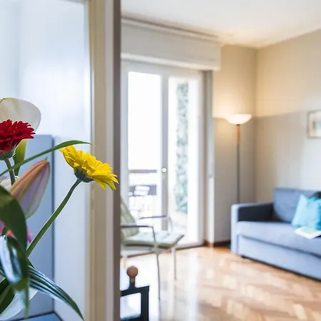 Corso Como Stylish Flat