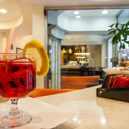 Del Corso Otel 3*