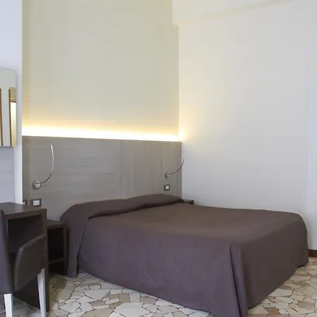 Garibaldi Palace 3*