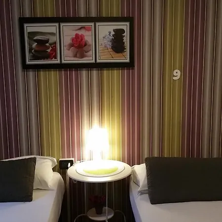 Lumiere Hostel Mailand
