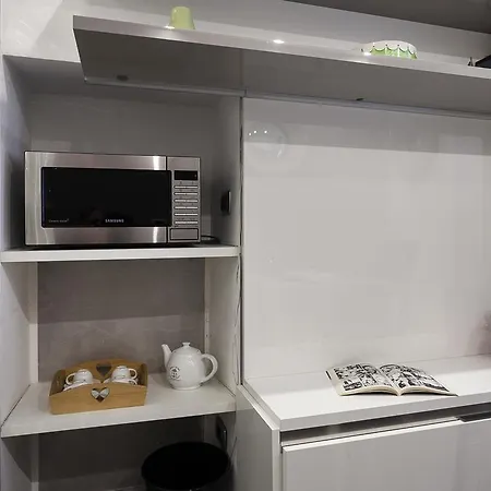 Italianway-corso 8 * Milano