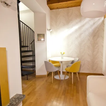 Italianway-corso San Gottardo 18 Milan