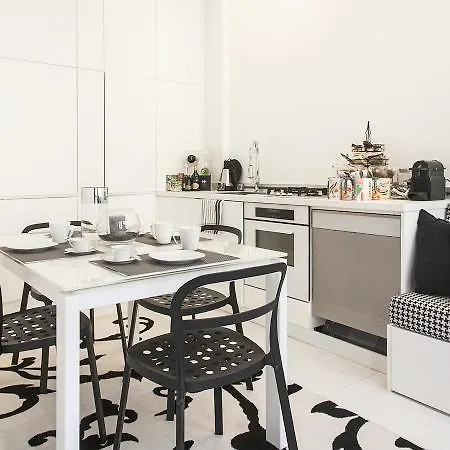 Hemeras Boutique House Passarella Apartment