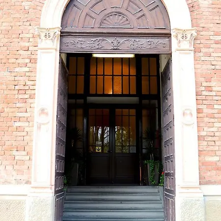 Casa Per Ferie Achille Ricci *