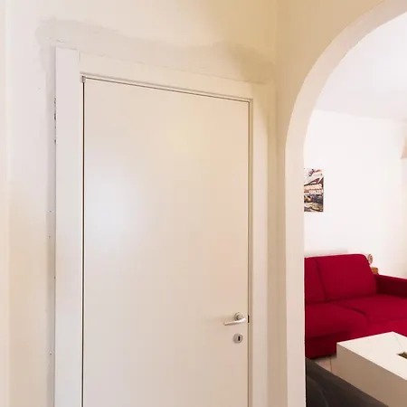 Metauro Base Mudec Design District Apartment