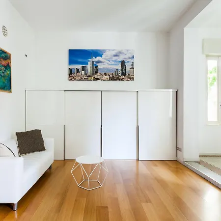 Easyhomes - Piola Bazzini * Milan