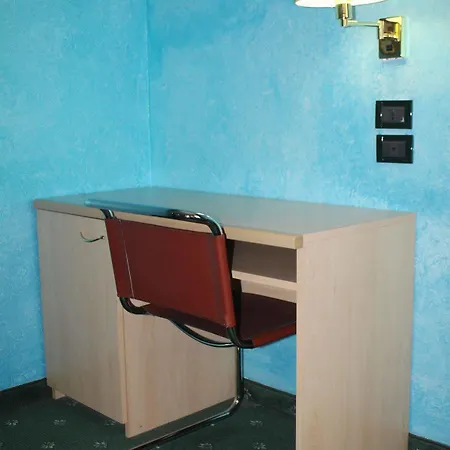 Szálloda Ginosi Arizona Milánó