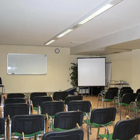 Szálloda Ginosi Arizona Milánó