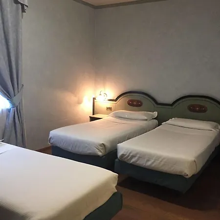 Hotel Ih Puccini 4*
