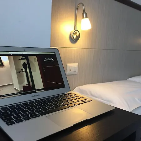 Esco Hotel Milán